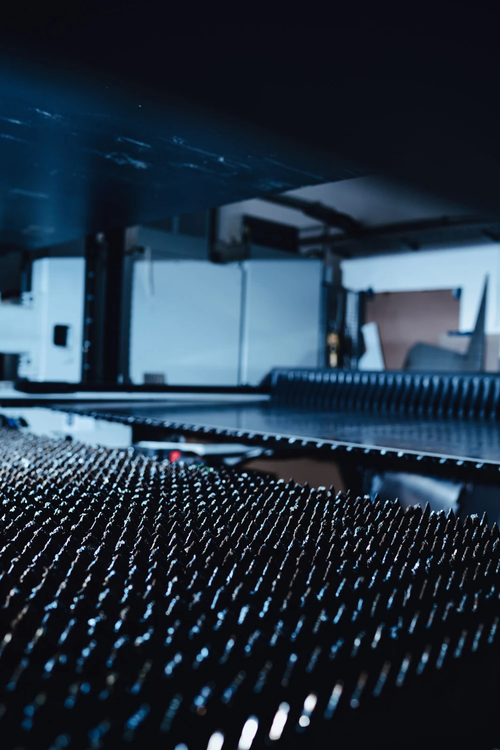 Phoenix Industy Solutions - Blechbearbeitung & Laserschweißen - Metallbearbeitung