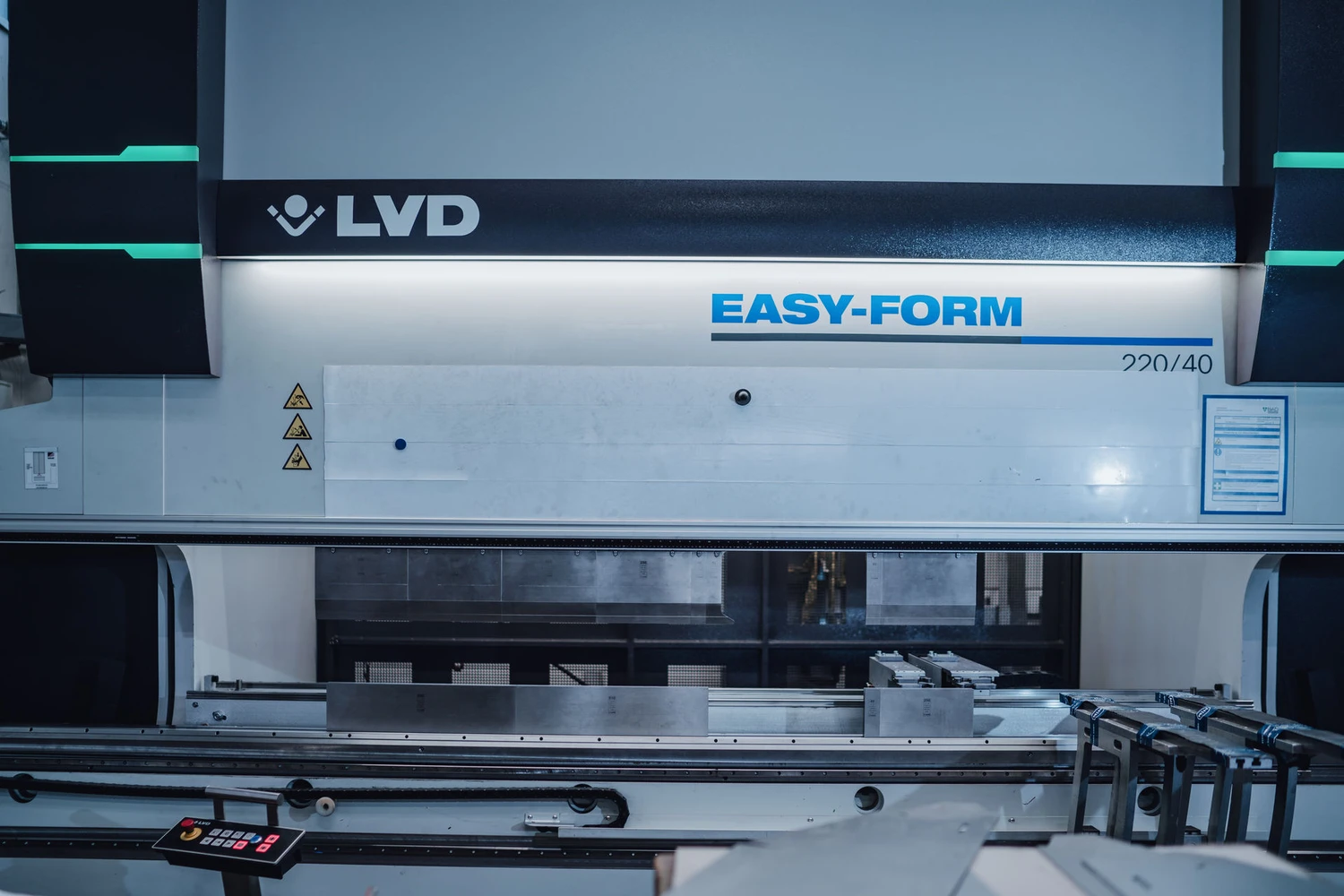 LVD Easy Form 220/40 Biegemaschine