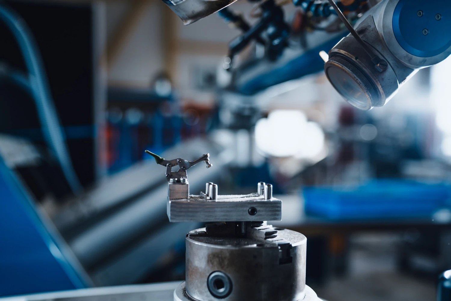 Phoenix Industy Solutions - Blechbearbeitung & Laserschweißen - Laserschweißmaschine